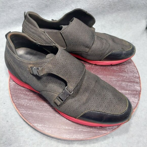 Hugo Mens Black & Red Slip-On Shoes W/ Abstract Pattern & Buckles - Picture 2 of 9